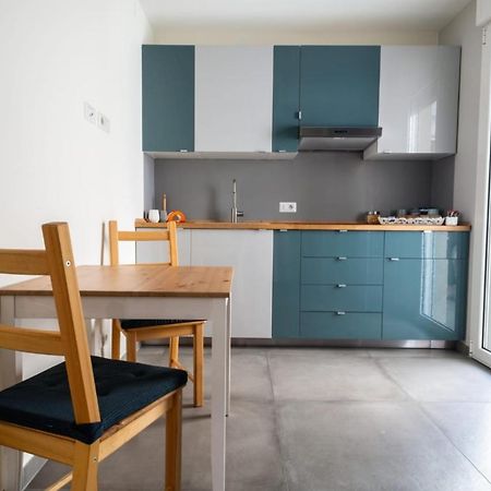 Dimora San Ferdinando 2 Apartment Bari Luaran gambar