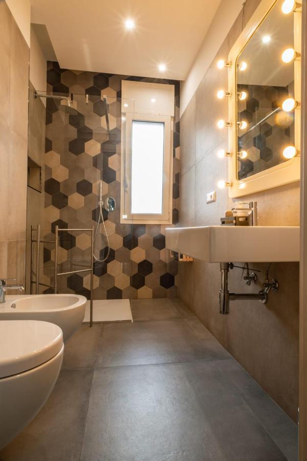 Dimora San Ferdinando 2 Apartment Bari Luaran gambar