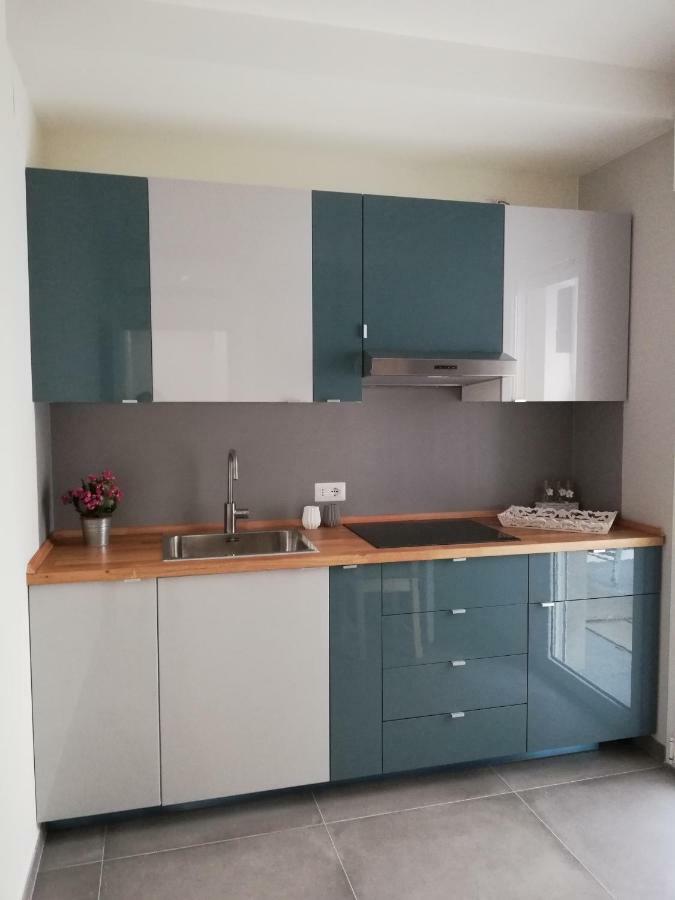 Dimora San Ferdinando 2 Apartment Bari Luaran gambar